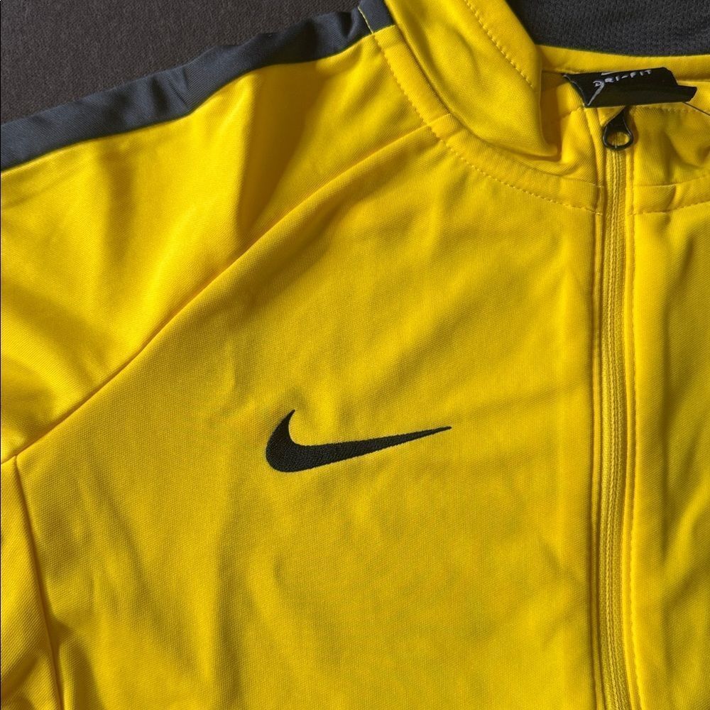 Nike Youth Unisex Dri-Fit Training Sport Track Jacket Yellow Zip Pockets SMALL - Picture 6 of 7